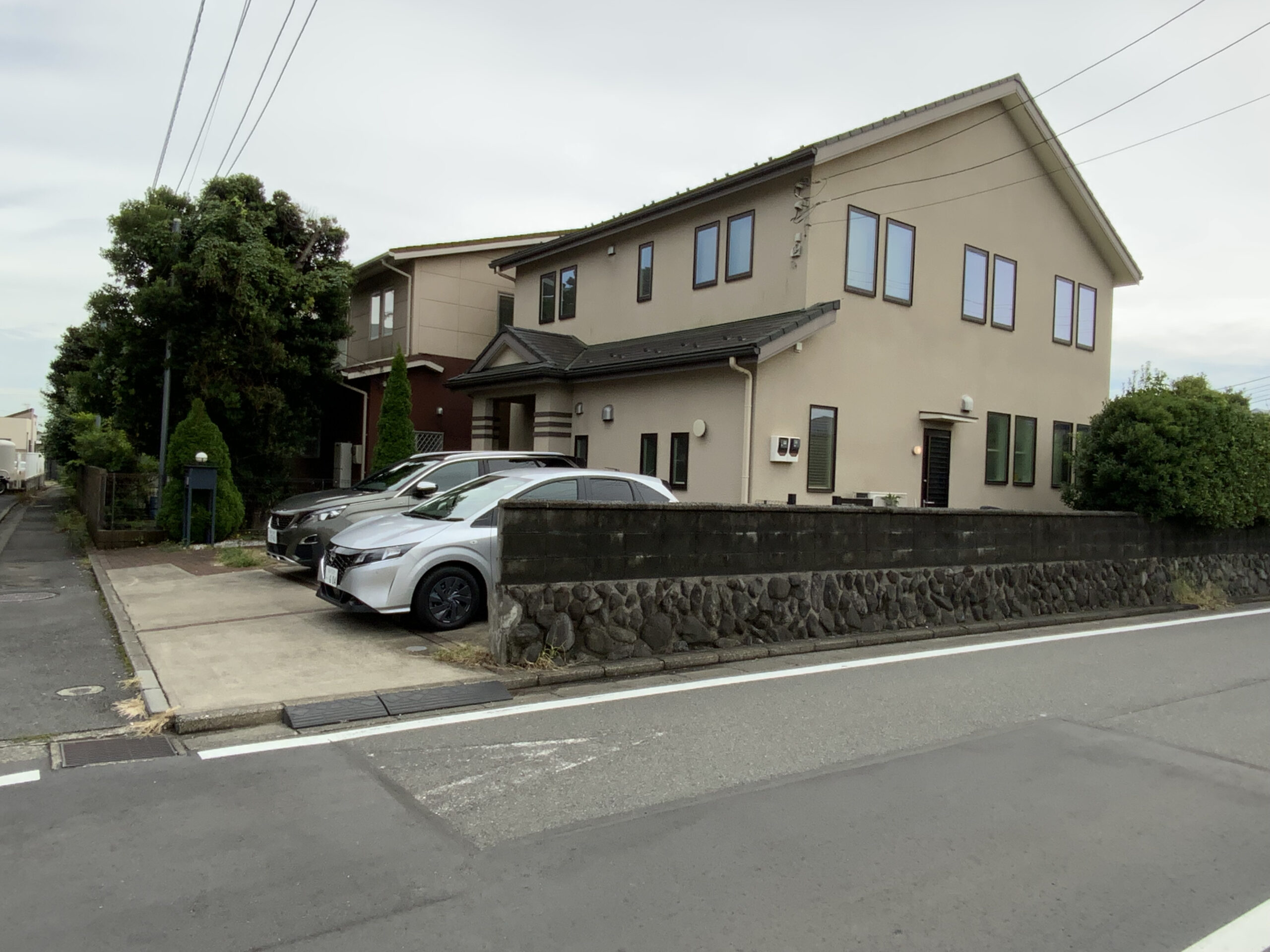 外構施工事例　駐車場の大規模リフォーム工事