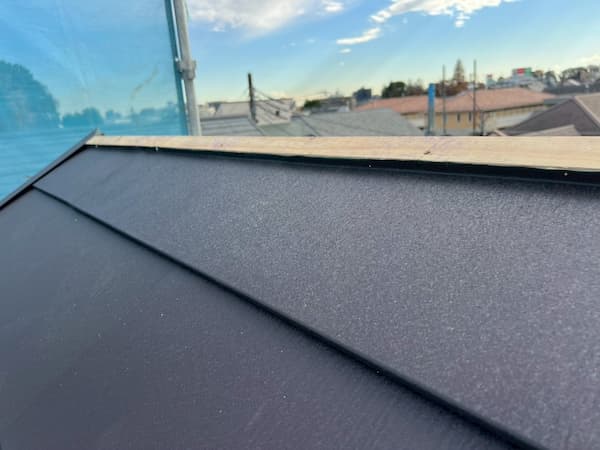 屋根カバー工法の3つのメリット