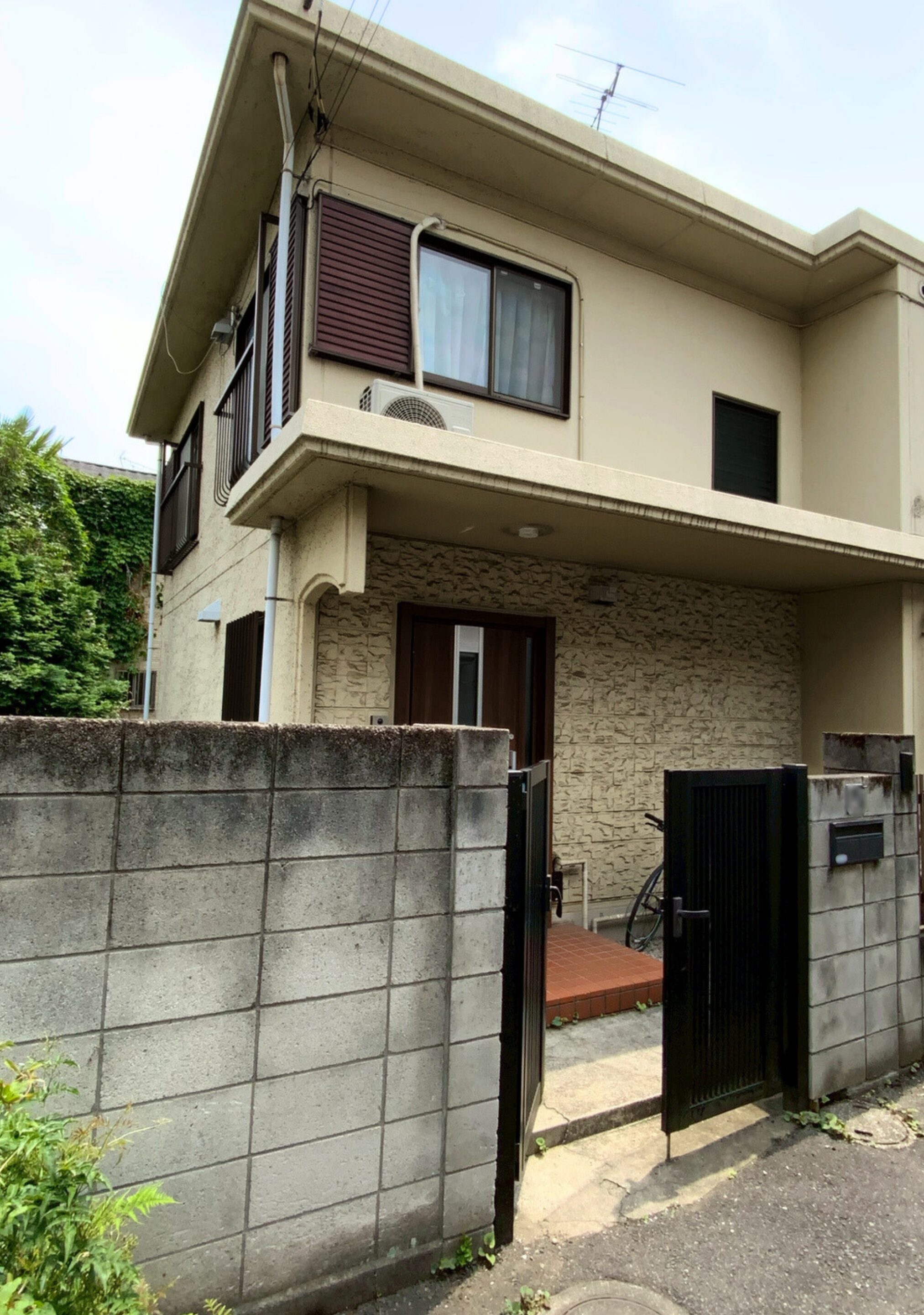 品川区 外壁屋根塗装施工事例 施工前