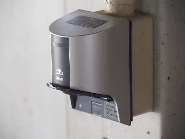 EVコンセント設置に補助金は利用できる？東京都の補助金・助成金とお得に設置するポイントを解説！