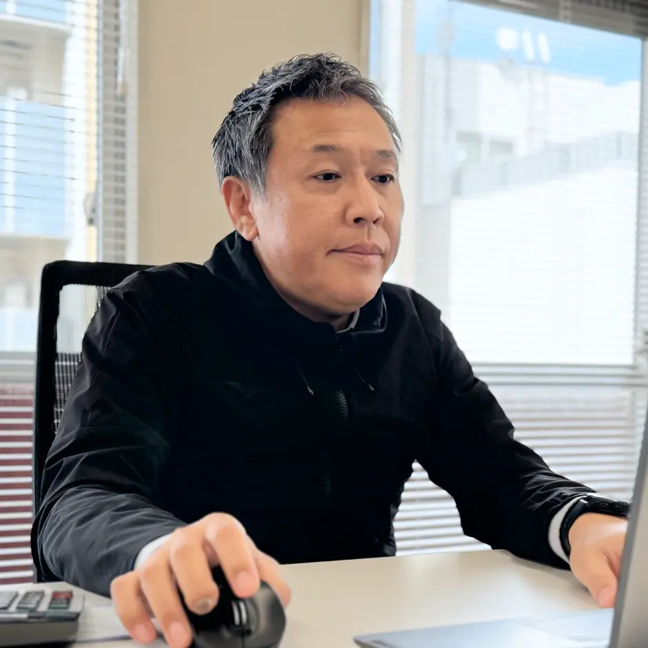 管理部　早坂 秀三