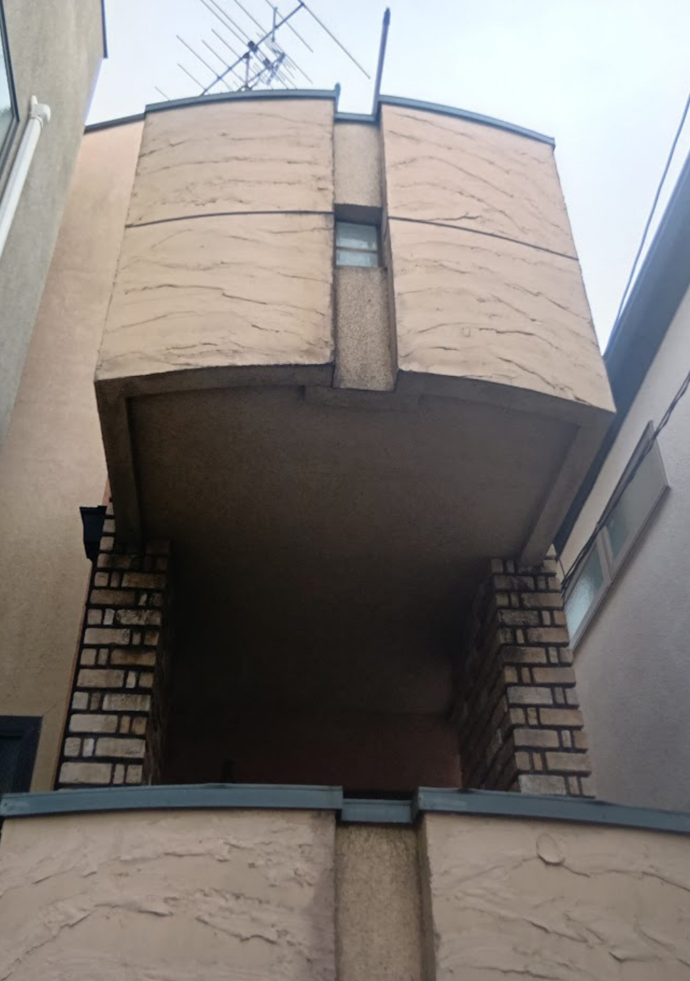 世田谷区 外壁塗装屋根塗装施工事例 施工前